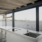 Old Town Apartments - Flodd - Floating Home